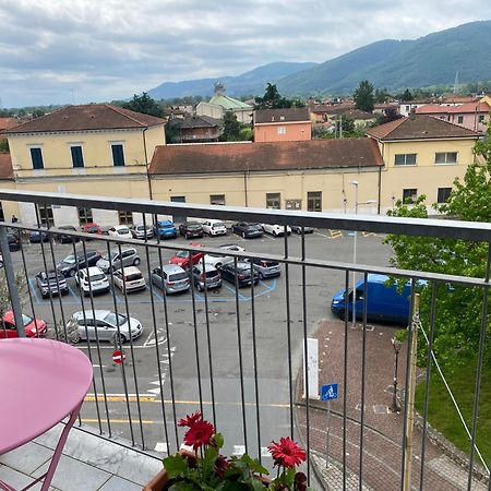 B&B Del Viaggiatore Сарцана Екстериор снимка