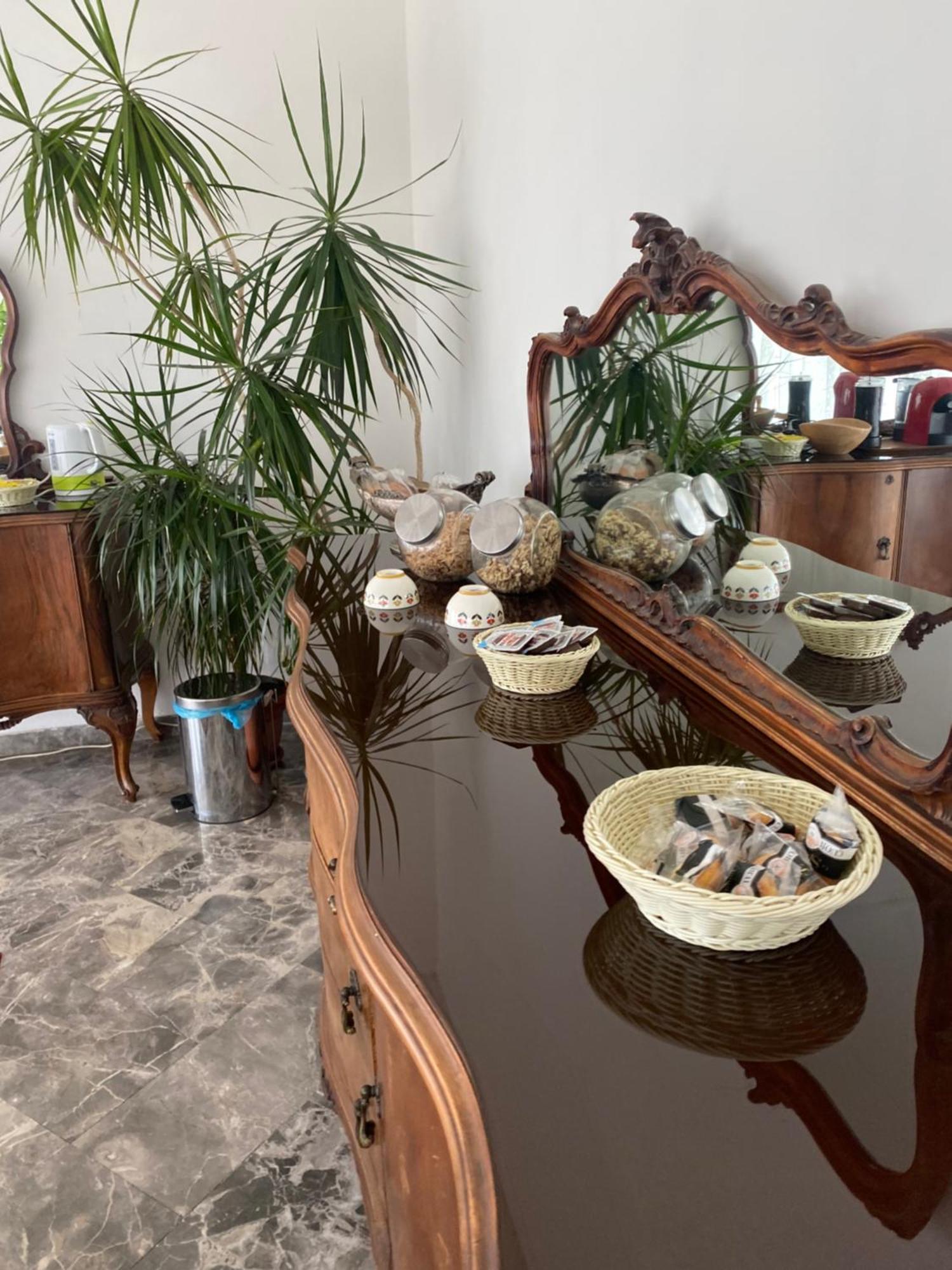 B&B Del Viaggiatore Сарцана Екстериор снимка